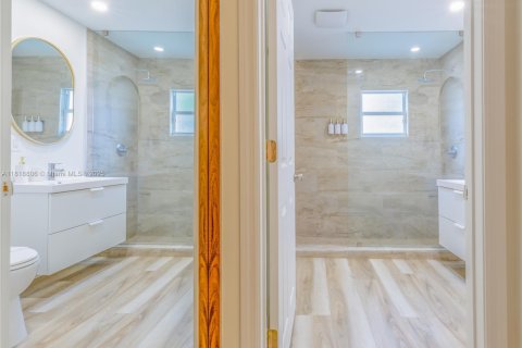 Apartment in Miami, Florida 2 bedrooms, 55.74 sq.m. № 2022458 - photo 13