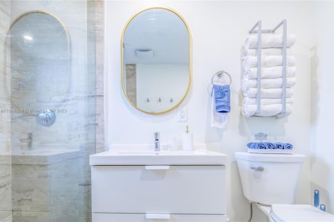 Apartment in Miami, Florida 2 bedrooms, 55.74 sq.m. № 2022458 - photo 18