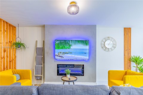 Apartment in Miami, Florida 2 bedrooms, 55.74 sq.m. № 2022458 - photo 6