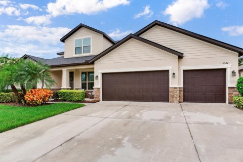 House in Bradenton, Florida 5 bedrooms, 342.44 sq.m. № 1894011 - photo 4