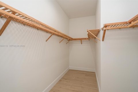Villa ou maison à vendre à Doral, Floride: 3 chambres, 209.68 m2 № 2243940 - photo 25