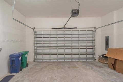 Villa ou maison à vendre à Doral, Floride: 3 chambres, 209.68 m2 № 2243940 - photo 5