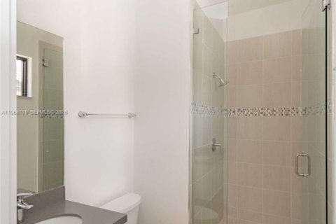 Villa ou maison à vendre à Doral, Floride: 3 chambres, 209.68 m2 № 2243940 - photo 21