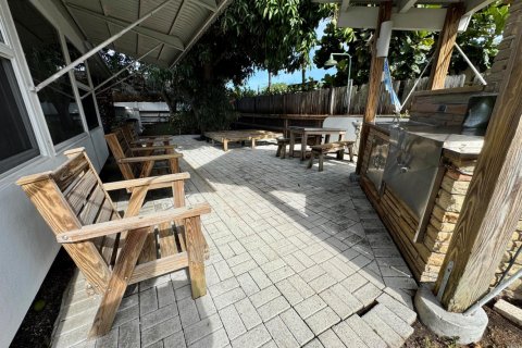 House in Pompano Beach, Florida 3 bedrooms, 155.98 sq.m. № 2086711 - photo 20