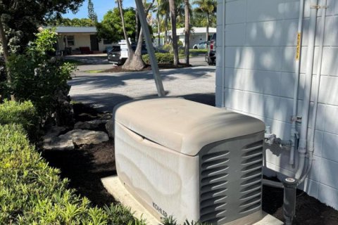 House in Pompano Beach, Florida 3 bedrooms, 155.98 sq.m. № 2086711 - photo 6
