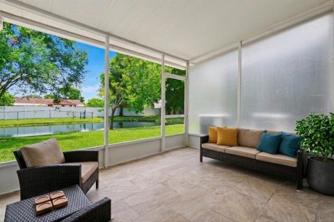 Touwnhouse à vendre à Tampa, Floride: 3 chambres, 150.97 m2 № 2236257 - photo 15