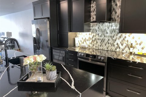 Condominio en venta en North Palm Beach, Florida, 2 dormitorios, 100.71 m2 № 1862021 - foto 3