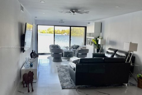 Condominio en venta en North Palm Beach, Florida, 2 dormitorios, 100.71 m2 № 1862021 - foto 6