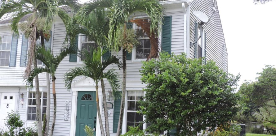 Touwnhouse à Jupiter, Floride 2 chambres, 98.29 m2 № 2399761