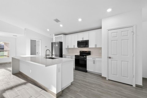 Casa en venta en Vero Beach, Florida, 3 dormitorios, 181.07 m2 № 2173900 - foto 4