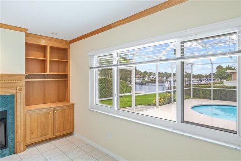 House in Saint Petersburg, Florida 2 bedrooms, 156.54 sq.m. № 1835880 - photo 19
