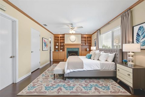 House in Saint Petersburg, Florida 2 bedrooms, 156.54 sq.m. № 1835880 - photo 16
