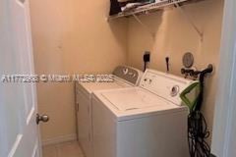 Adosado en venta en Homestead, Florida, 3 dormitorios, 128.02 m2 № 1830747 - foto 15