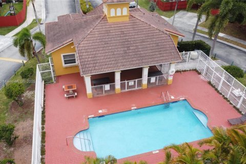 Adosado en venta en Homestead, Florida, 3 dormitorios, 128.02 m2 № 1830747 - foto 6