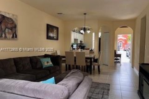Adosado en venta en Homestead, Florida, 3 dormitorios, 128.02 m2 № 1830747 - foto 16