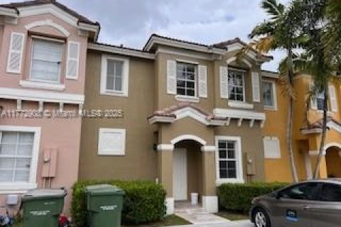 Adosado en venta en Homestead, Florida, 3 dormitorios, 128.02 m2 № 1830747 - foto 1