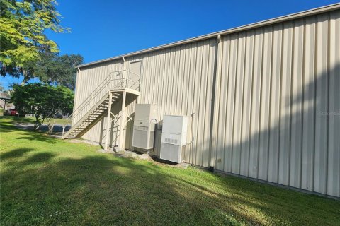 Commercial property in Leesburg, Florida 1421.4 sq.m. № 1840217 - photo 8