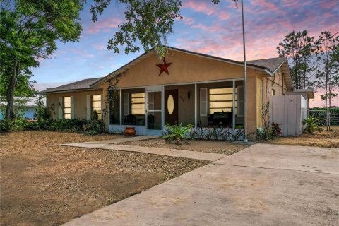 Casa en venta en Lake Wales, Florida, 3 dormitorios, 116.13 m2 № 1719824 - foto 1