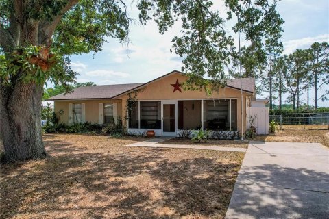 Casa en venta en Lake Wales, Florida, 3 dormitorios, 116.13 m2 № 1719824 - foto 2
