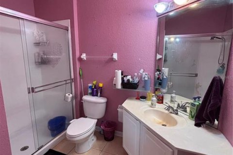 Condo in Orlando, Florida, 3 bedrooms  № 1690945 - photo 15