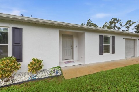 Villa ou maison à vendre à North Port, Floride: 2 chambres, 115.66 m2 № 2413586 - photo 3