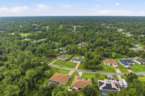 Villa ou maison à vendre à North Port, Floride: 2 chambres, 115.66 m2 № 2413586 - photo 7
