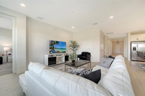 House in Sarasota, Florida 3 bedrooms, 204.11 sq.m. № 1626419 - photo 7