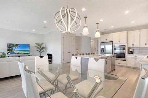 House in Sarasota, Florida 3 bedrooms, 204.11 sq.m. № 1626419 - photo 10