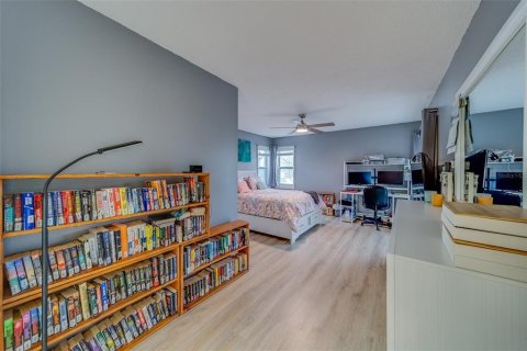 Condo in Clearwater, Florida, 2 bedrooms  № 1527714 - photo 16