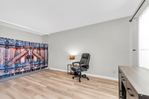 Condominio en venta en Kenneth City, Florida, 2 dormitorios, 106.84 m2 № 1757000 - foto 19
