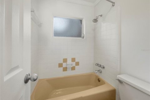 Villa ou maison à vendre à Altamonte Springs, Floride: 3 chambres, 124.95 m2 № 1274998 - photo 16
