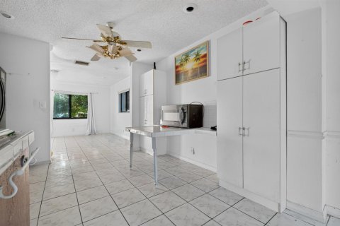 Casa en venta en Tamarac, Florida, 2 dormitorios, 102.01 m2 № 2374220 - foto 26