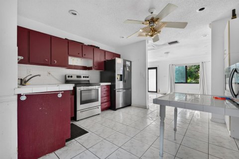 Casa en venta en Tamarac, Florida, 2 dormitorios, 102.01 m2 № 2374220 - foto 25