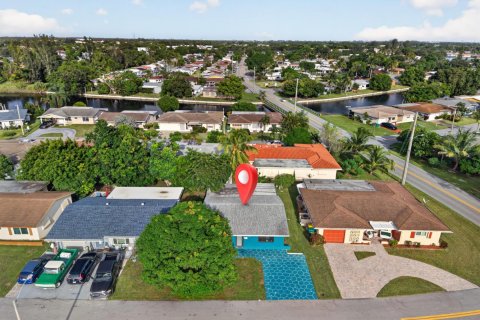 Casa en venta en Tamarac, Florida, 2 dormitorios, 102.01 m2 № 2374220 - foto 4