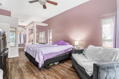 House in Spring Hill, Florida 3 bedrooms, 189.99 sq.m. № 1612625 - photo 17