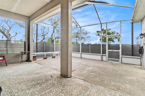House in Spring Hill, Florida 3 bedrooms, 189.99 sq.m. № 1612625 - photo 26