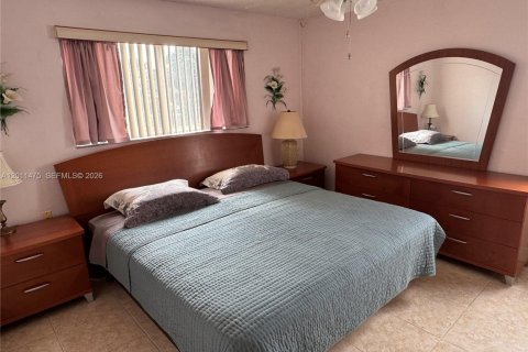 Condo in Sunrise, Florida, 2 bedrooms  № 2075331 - photo 18