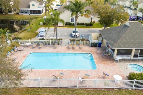 Townhouse in Largo, Florida 4 bedrooms, 189.61 sq.m. № 2378346 - photo 30
