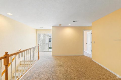 Townhouse in Largo, Florida 4 bedrooms, 189.61 sq.m. № 2378346 - photo 18
