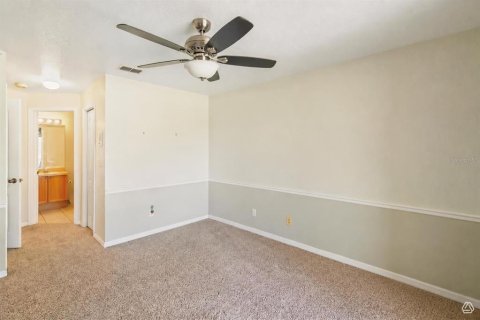 Townhouse in Largo, Florida 4 bedrooms, 189.61 sq.m. № 2378346 - photo 21