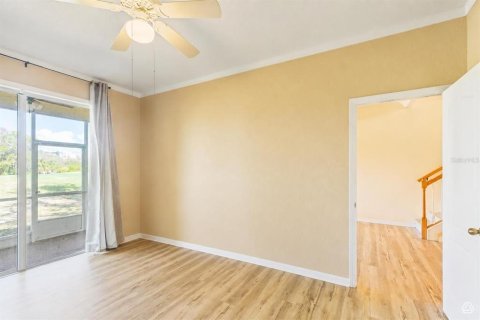 Townhouse in Largo, Florida 4 bedrooms, 189.61 sq.m. № 2378346 - photo 11