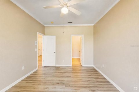 Townhouse in Largo, Florida 4 bedrooms, 189.61 sq.m. № 2378346 - photo 13