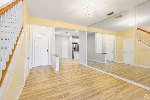 Townhouse in Largo, Florida 4 bedrooms, 189.61 sq.m. № 2378346 - photo 6