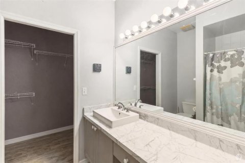 Townhouse in Largo, Florida 4 bedrooms, 189.61 sq.m. № 2378346 - photo 14