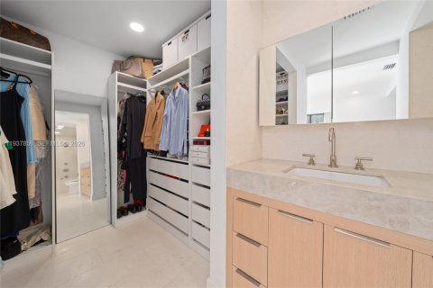 Villa ou maison à vendre à North Miami, Floride: 4 chambres, 148.18 m2 № 1995761 - photo 14