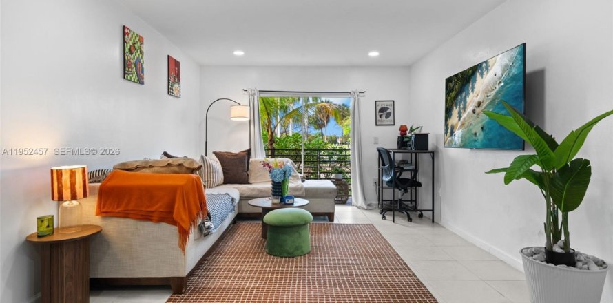 Condominio en Miami Beach, Florida, 2 dormitorios  № 2007497