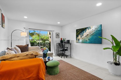 Condominio en venta en Miami Beach, Florida, 2 dormitorios, 92.44 m2 № 2007497 - foto 5