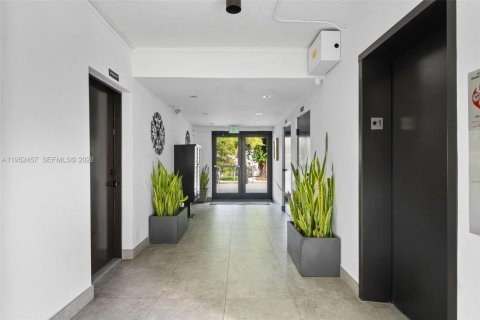 Condominio en venta en Miami Beach, Florida, 2 dormitorios, 92.44 m2 № 2007497 - foto 21