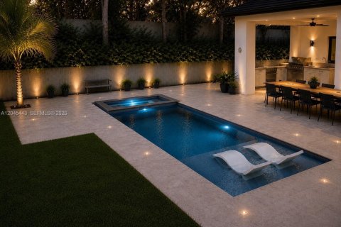 House in Hollywood, Florida 5 bedrooms, 372.17 sq.m. № 2173659