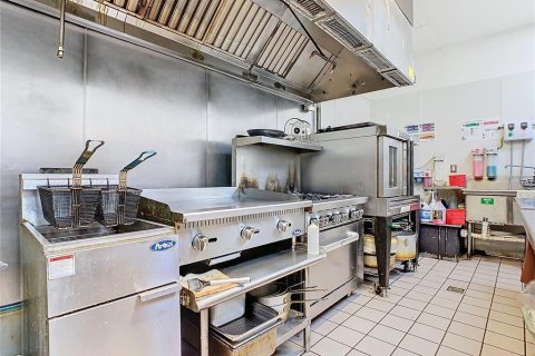Propiedad comercial en venta en Davenport, Florida, 130.06 m2 № 1256057 - foto 18